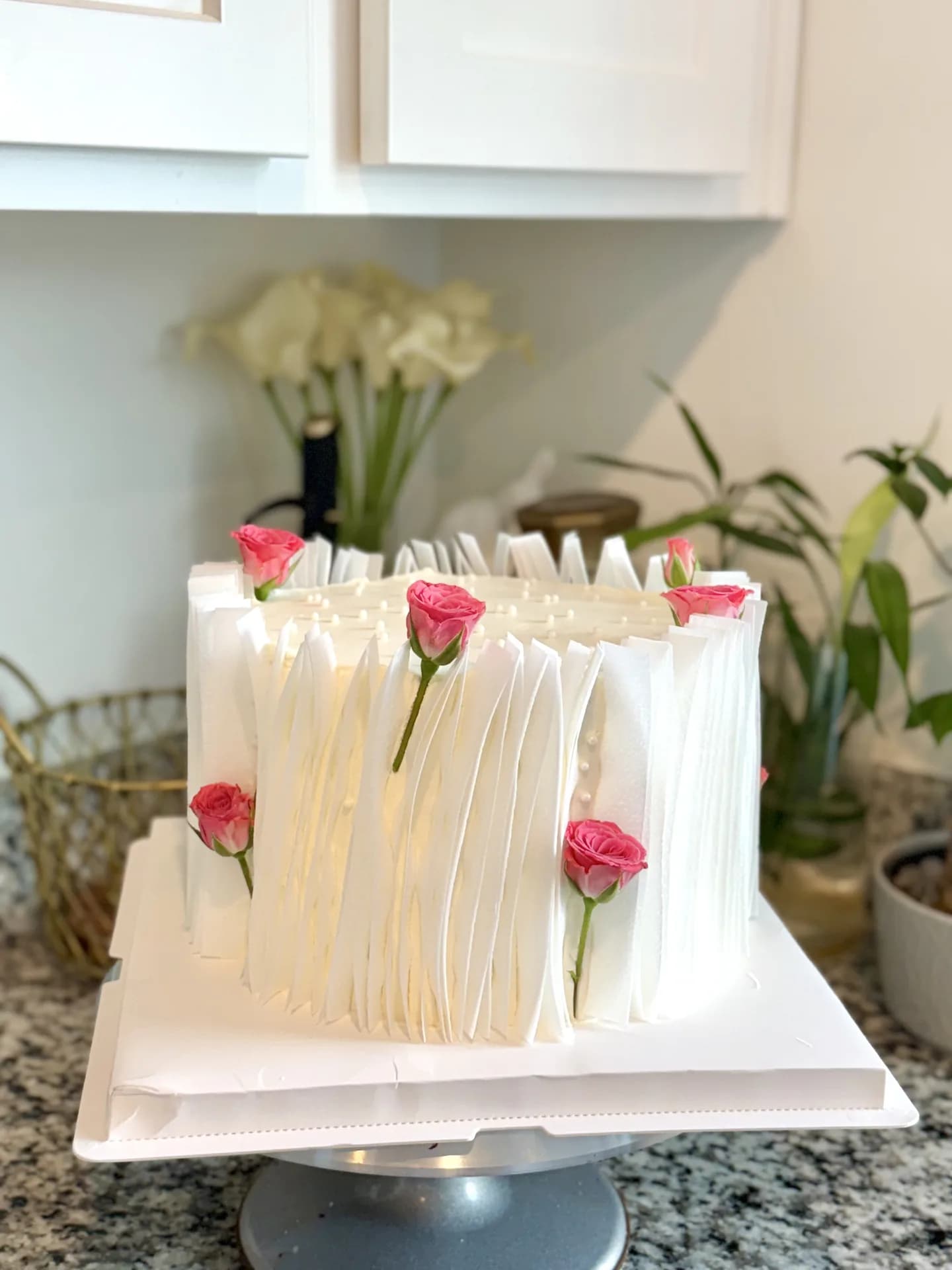 Elegant White & Pink Roses